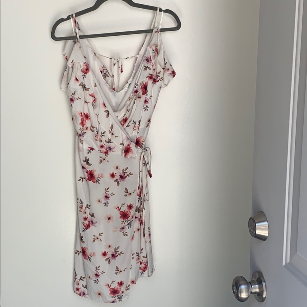 Esley floral wrap dress